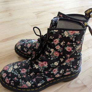 Dr. Martens 1460 Woman Boots Cherry Red Vintage